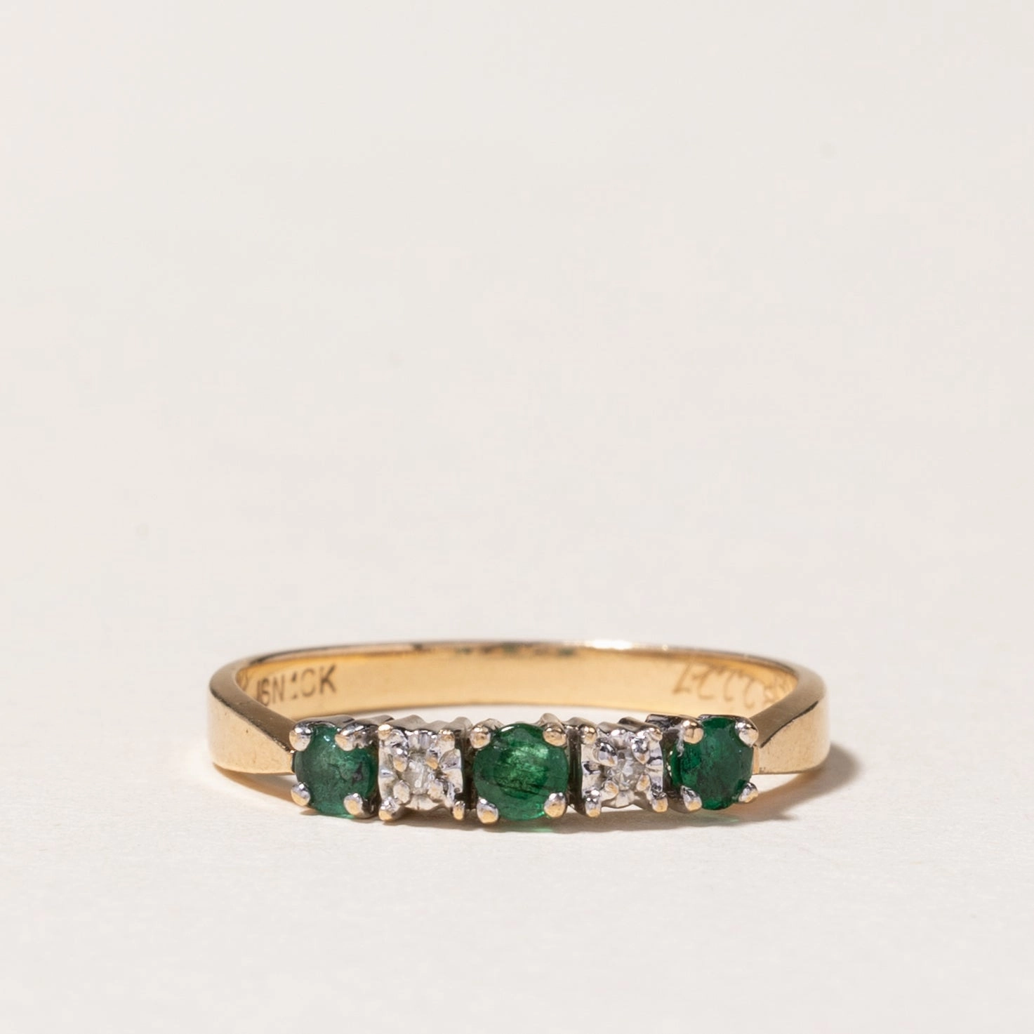 10k Five Stone Emerald & Diamond Ring | 0.14ctw, 0.01ctw | SZ 5.75 Flat Frame