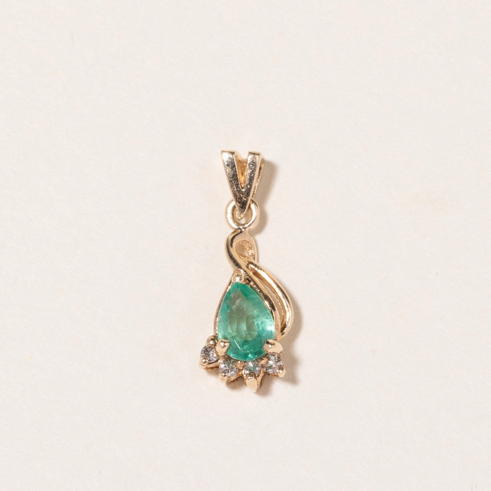 Party Favorite Daring Look 10K Yellow Gold Emerald & Diamond Pendant | 0.29ct, 0.04ctw |
