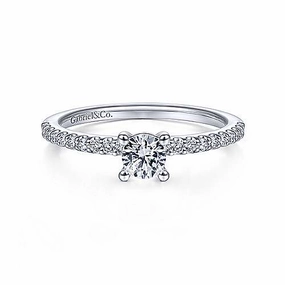 Affordable Keepsake Heritage Piece 14 Karat White Gold Solitaire Engagement Ring (.85cttw)
