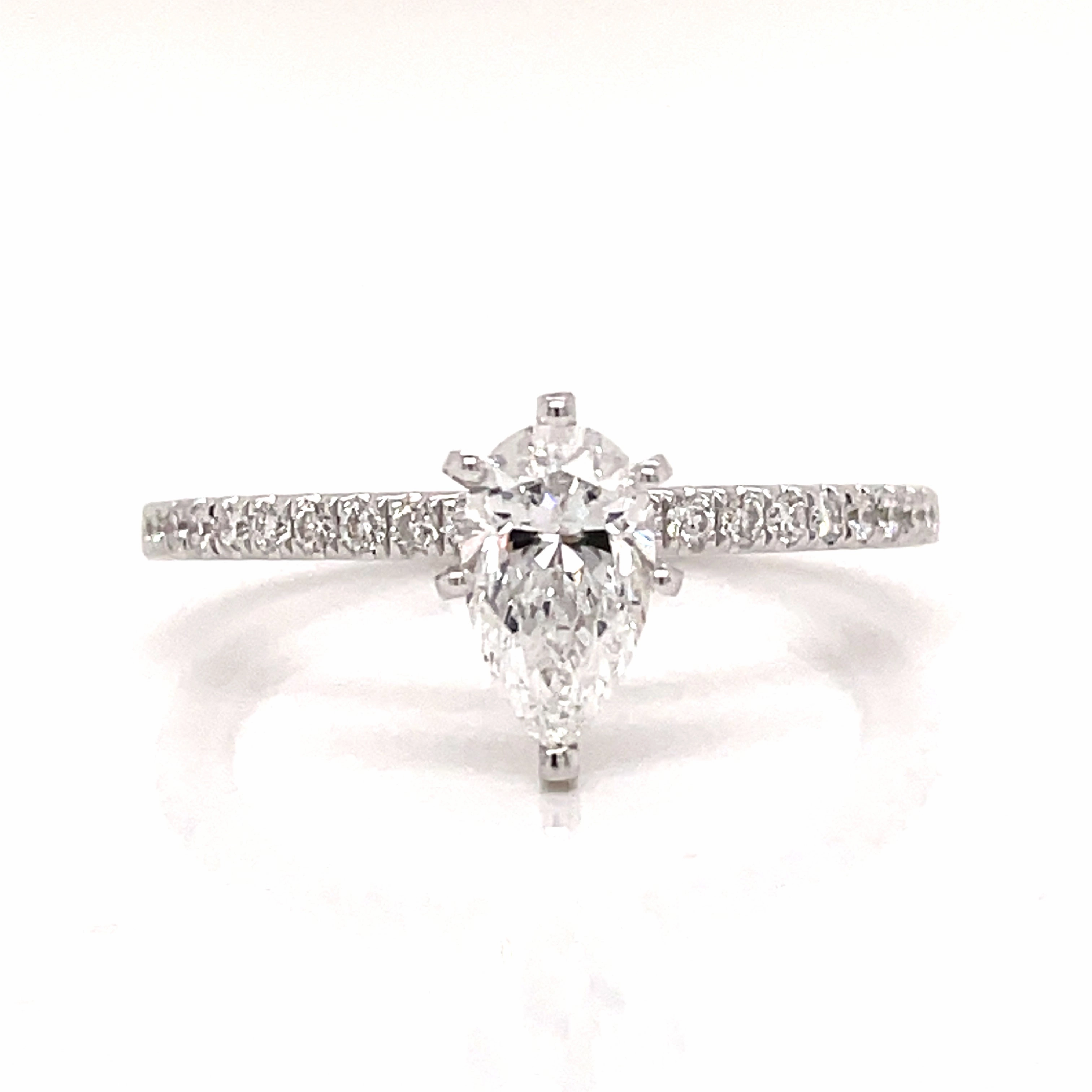 Simple Art Wonderful Item 14 Karat White Gold Straight Pear Diamond Engagement Ring (.82cttw)
