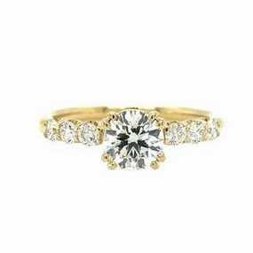 Beautiful Object Eternal Embellishment 14 Karat Yellow Gold Straight Engagement Ring (1.08cttw)