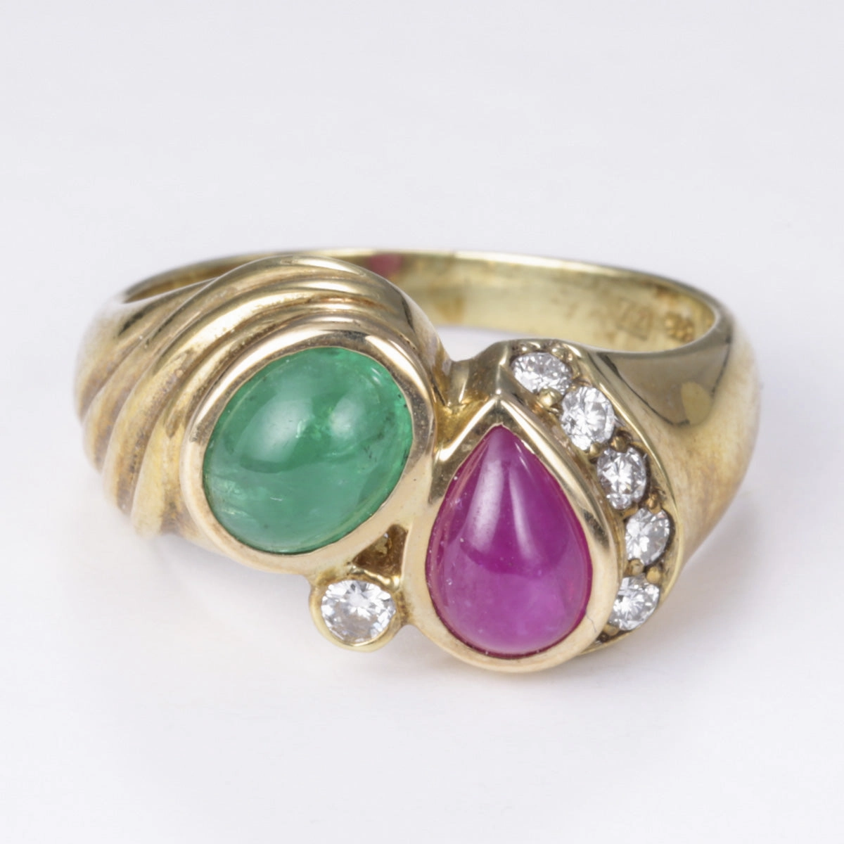 Elegant Update Sophisticated Shine Pieces 14k Emerald, Ruby Cabochon with Diamond Ring| 0.95ct, 1.05ct, 0.15ctw | SZ 5.75