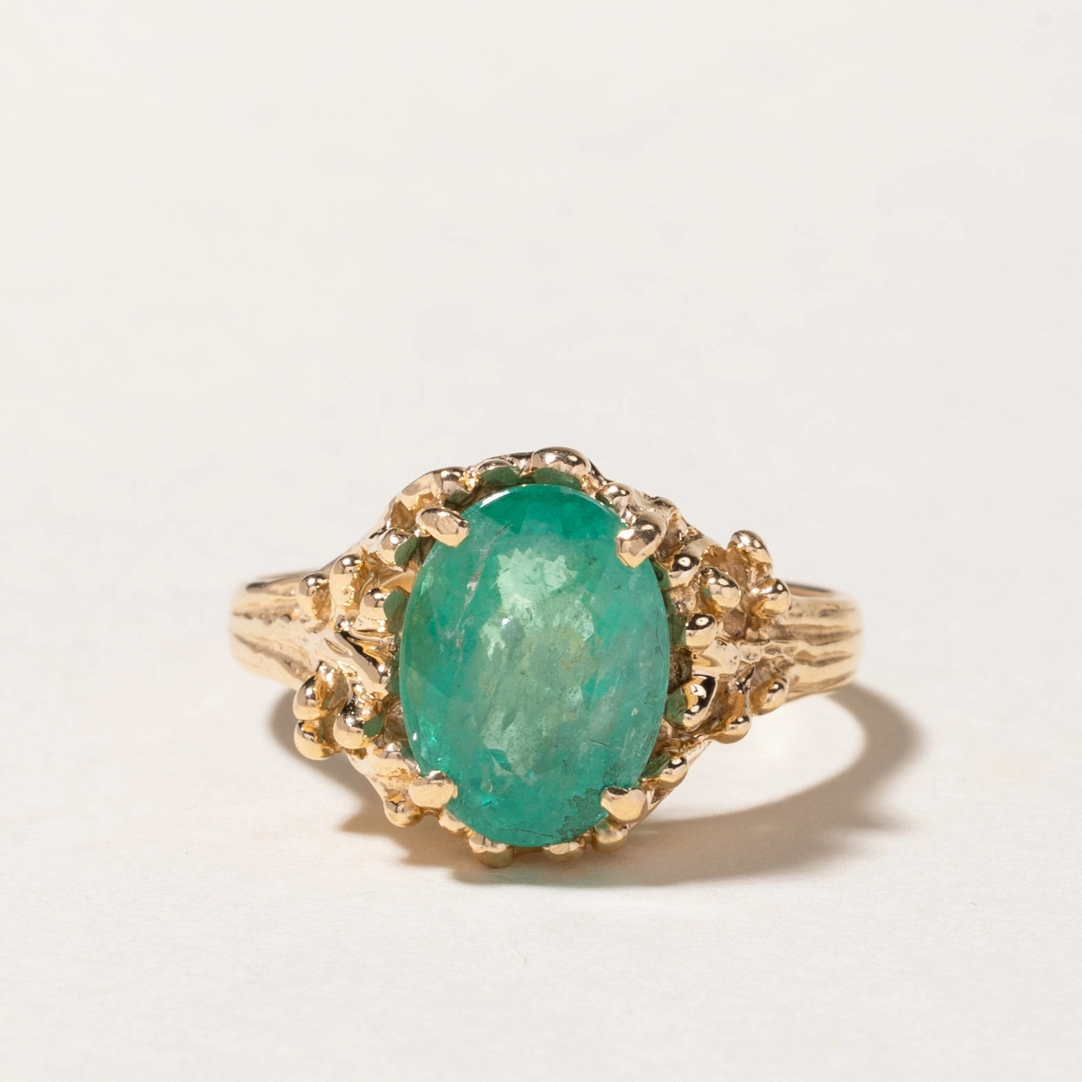 Luxury Feel 14k Oval Cut Emerald Textured Ring | 3.93ct | SZ 10.25