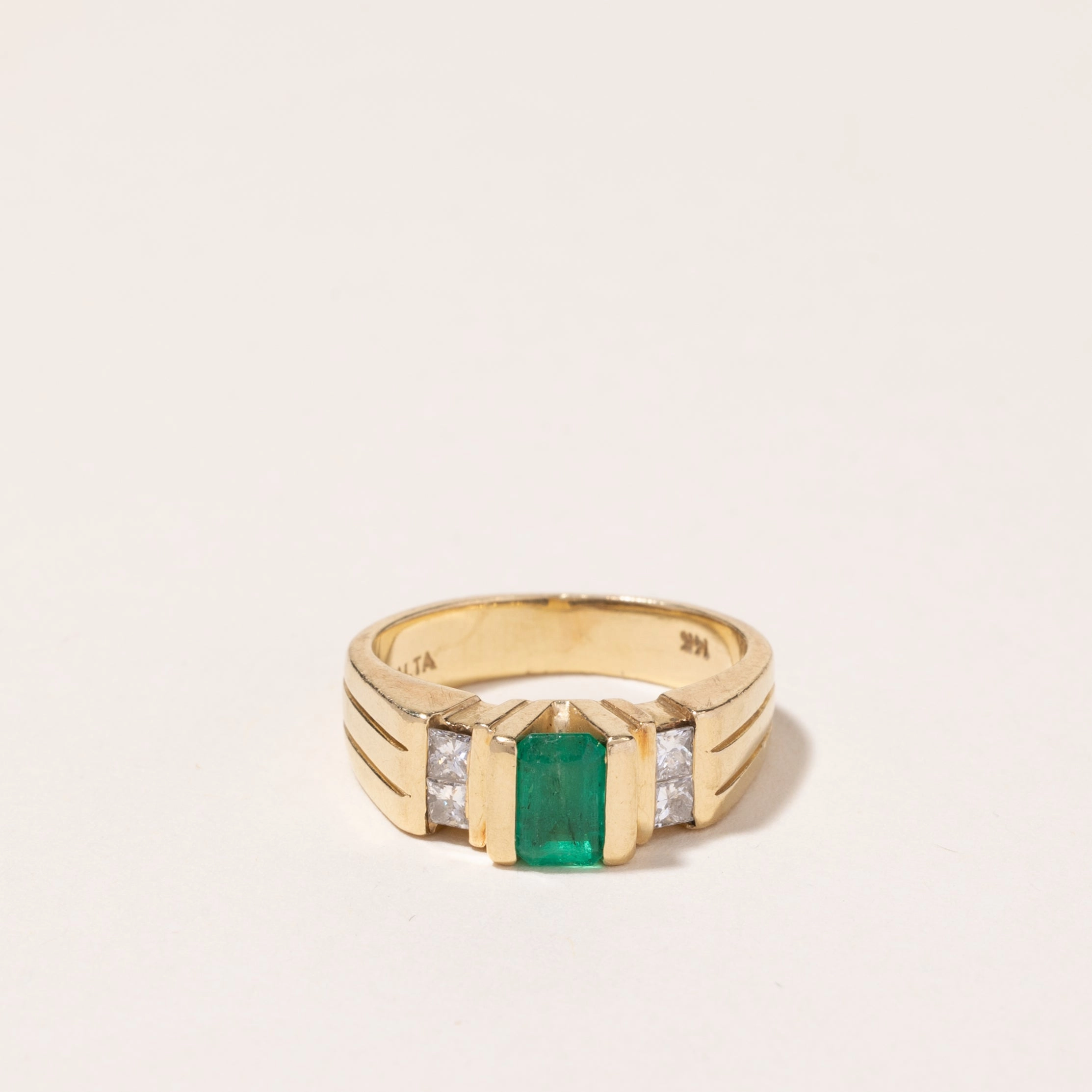 14k Yellow Gold Emerald and Diamond Ring | 1.02ct, 0.27ctw | SZ 4.75 Photo Ready Power Look
