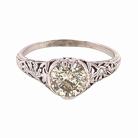 Sentimental Ornament High-End Style 18 Karat White Gold Filigree Diamond Engagement Ring (.98cttw)