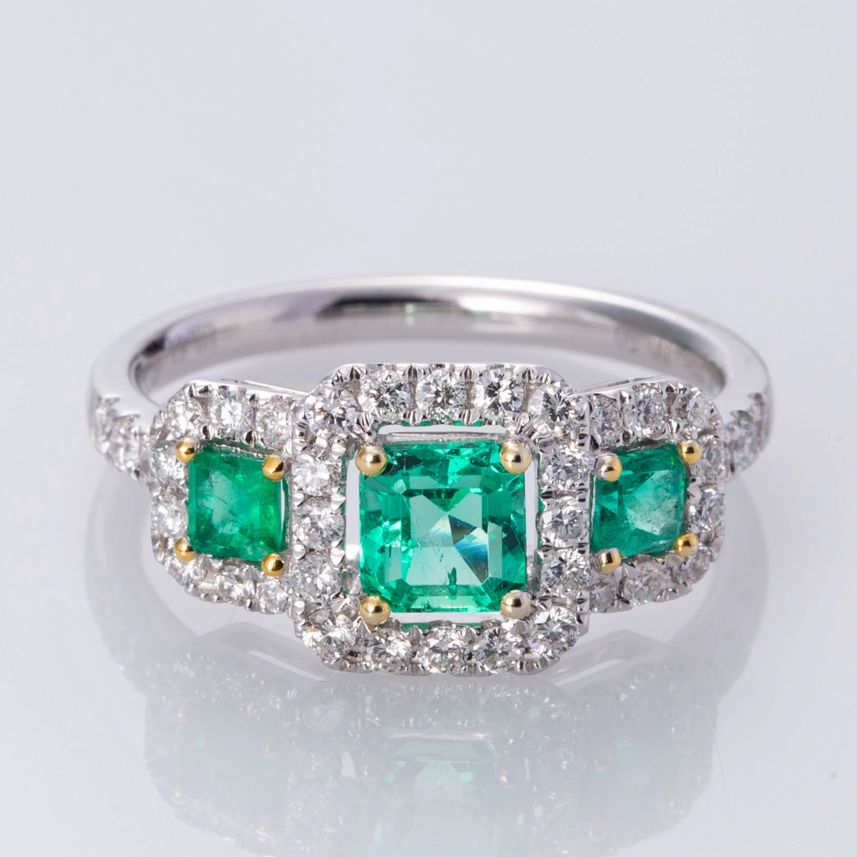 Balanced Design Retro Vibe 18K Emerald and Diamond Ring | 0.88 ctw, 0.50 ctw | SZ 6.5 |