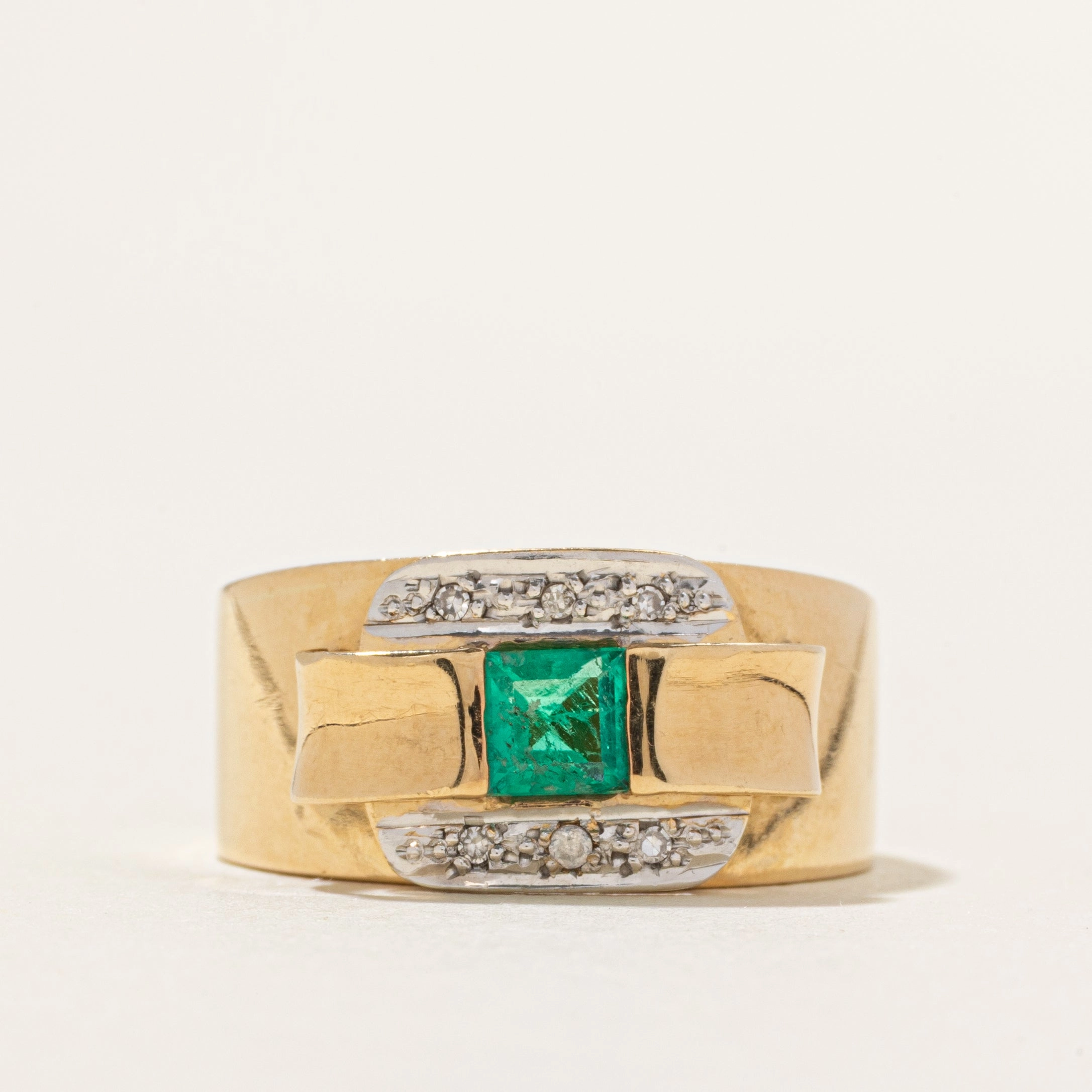 Fresh Form Chic Accent 18k Step Cut Emerald & Diamond Chunky Ring | 0.27ct, 0.03ctw | SZ 7.5