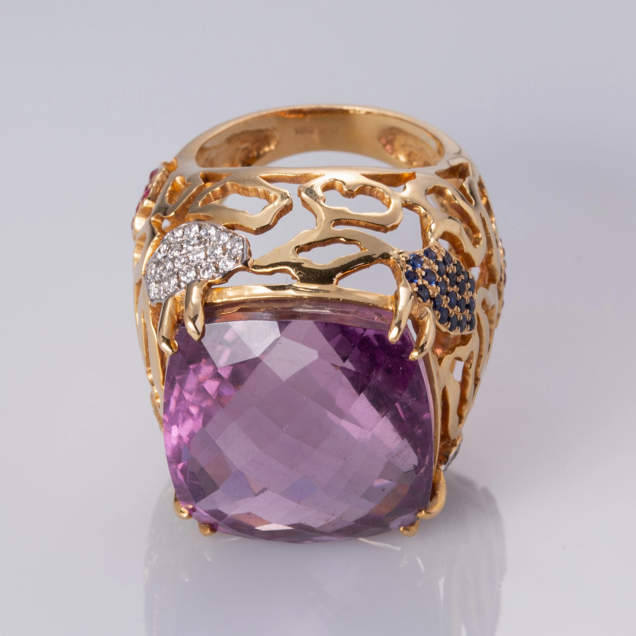 Vivid Edge 18K Yellow Gold Amethyst and Diamond Ring | 30.00 ct, 0.20 ctw | SZ 7 |