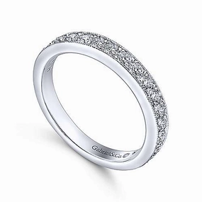 Delicate Vibe Timeless Geometry 19-Stone Diamond Band with Milgrain Edging 14K White Gold