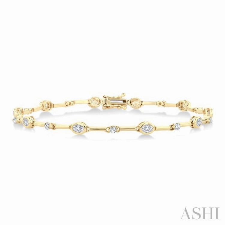 Consistent Mix Pleasant Amalgamations 1 1/3 Ctw Bezel Set Oval and Round Cut Diamond Bar Link Bracelet in 14K Yellow Gold