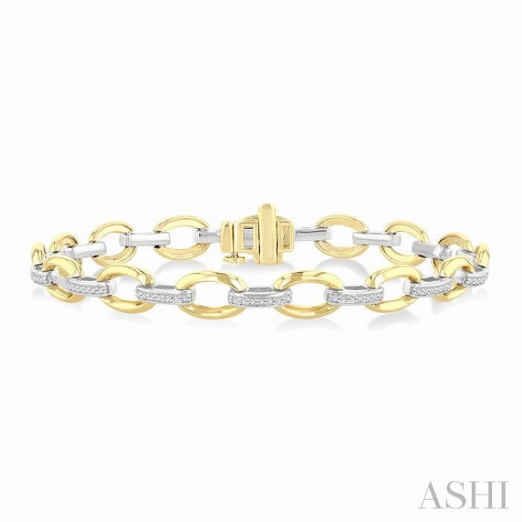 Unrestricted Blend 1/3 Ctw Round Cut Diamond Bold Oval Shape Link Bracelet in 10K Yellow and White Gold
