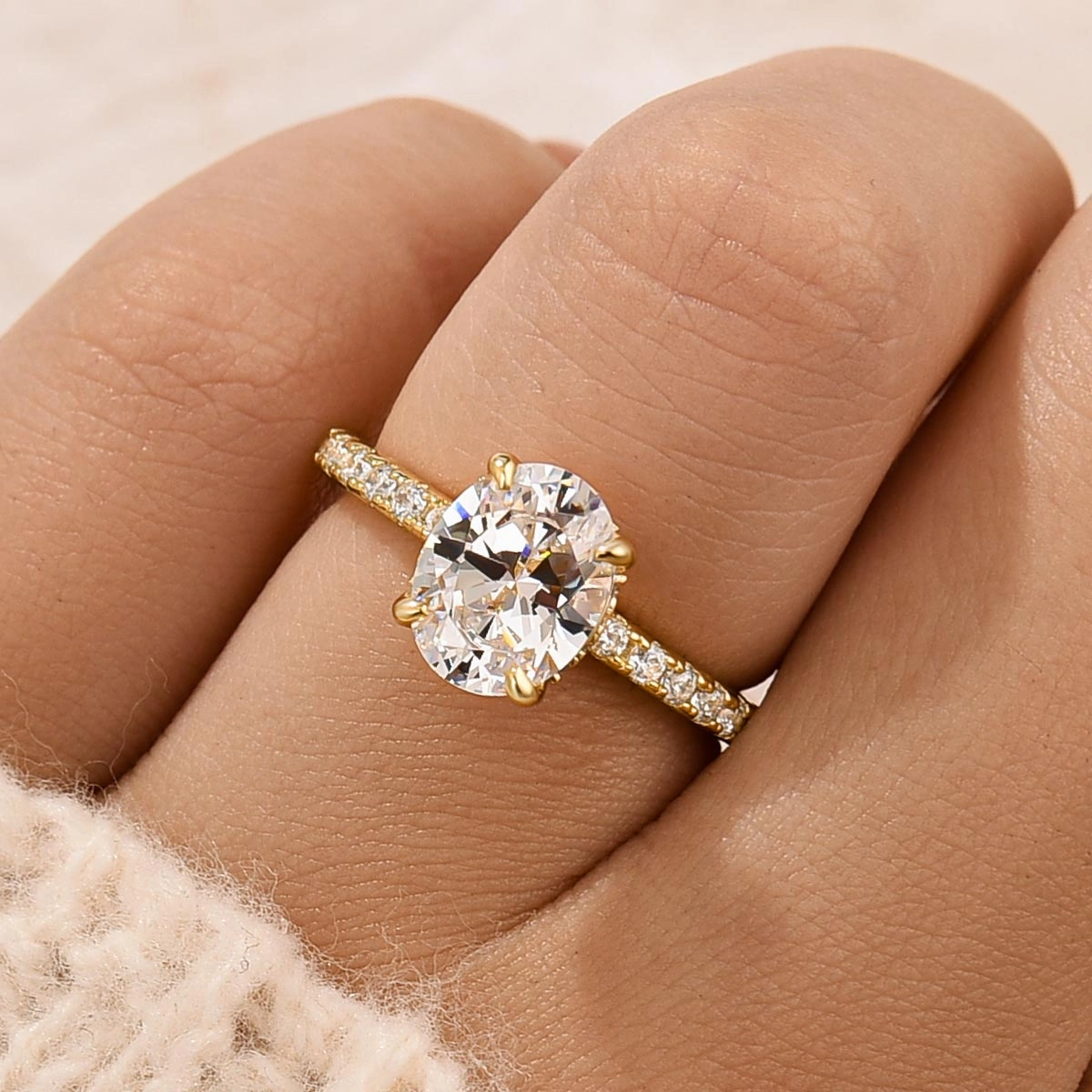 Party Outfit Premium Charm 2.0Ct Oval Cut Engagement Ring Travel Ring In Sterling Silver