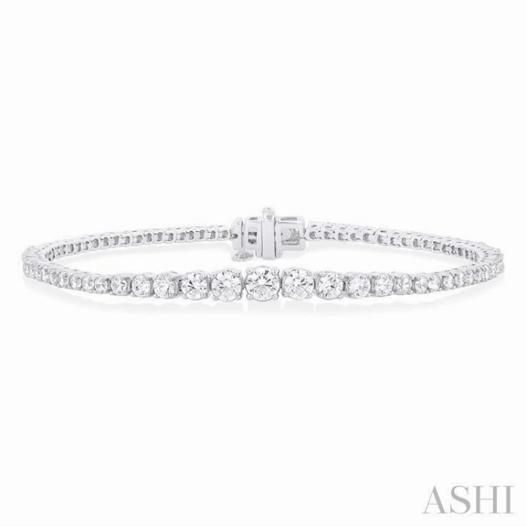 Textured Surfaces 3 Ctw Graduated Round Cut Diamond Tennis Bracelet in 14K White Gold
