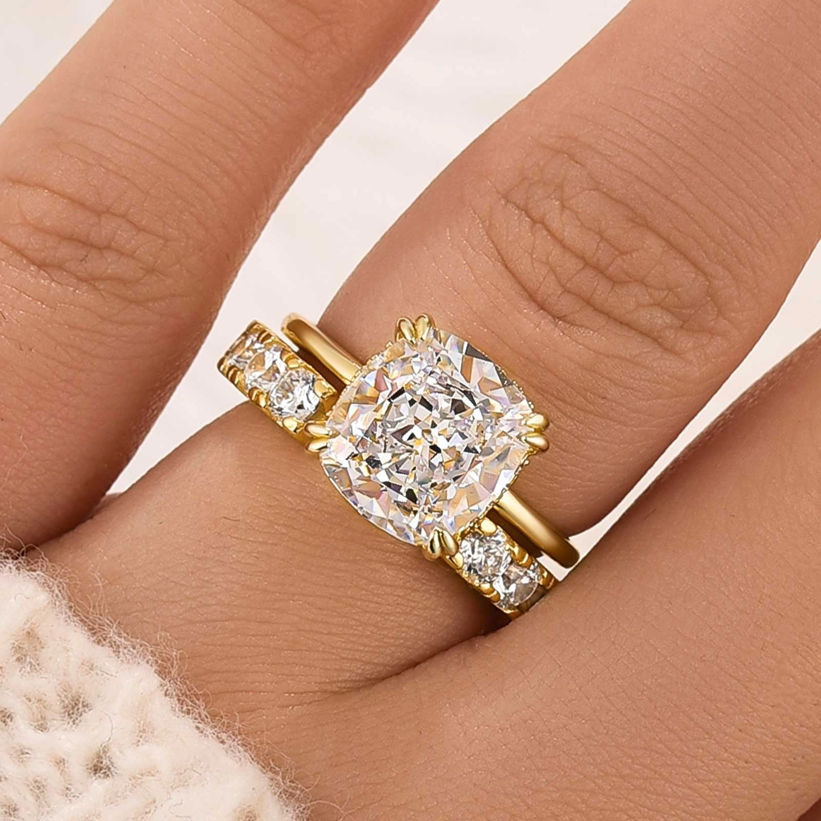 Casual Outfit Trendy Gifts 4.0Ct Cushion Cut Engagement Ring With Open Women's Wedding Band