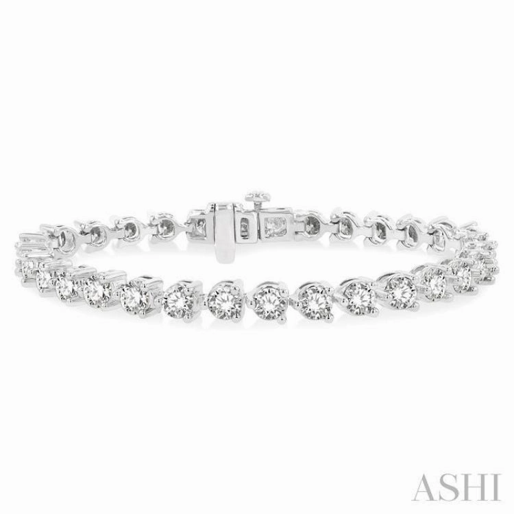 Respectable Pick 9 Ctw 3 Prong Round Cut Diamond Tennis Bracelet in 14K White Gold