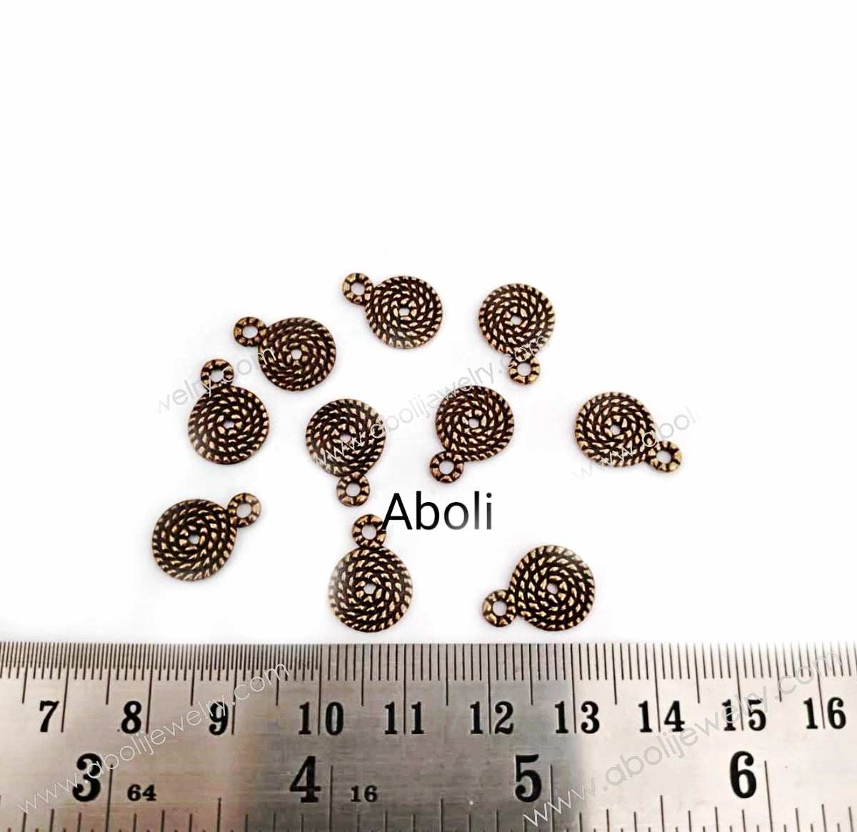 Quiet Look Antique golden spiral Charm flat round CHMS88 10 charms