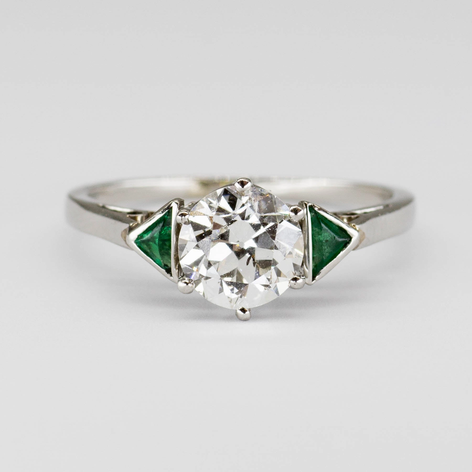 Art Deco Old European and Emerald Platinum Ring | SZ 6.5 | 1.12 ct SI1 F Cultural Event