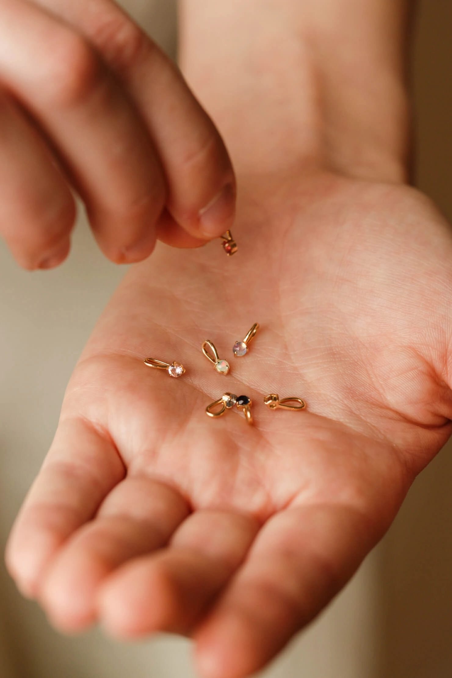 Shiny Jewelry Extra Solid Gold Aura Birthstone Charm