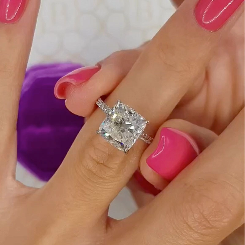 Petite Touch Louily Classic 3.0Ct Cushion Cut Engagement Ring In Sterling Silver