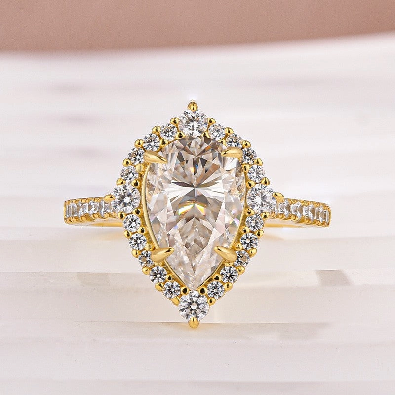 Silken Touch Chic Duo Moissanite 2.5 Ct Halo Pear Cut Yellow Gold Travel Ring