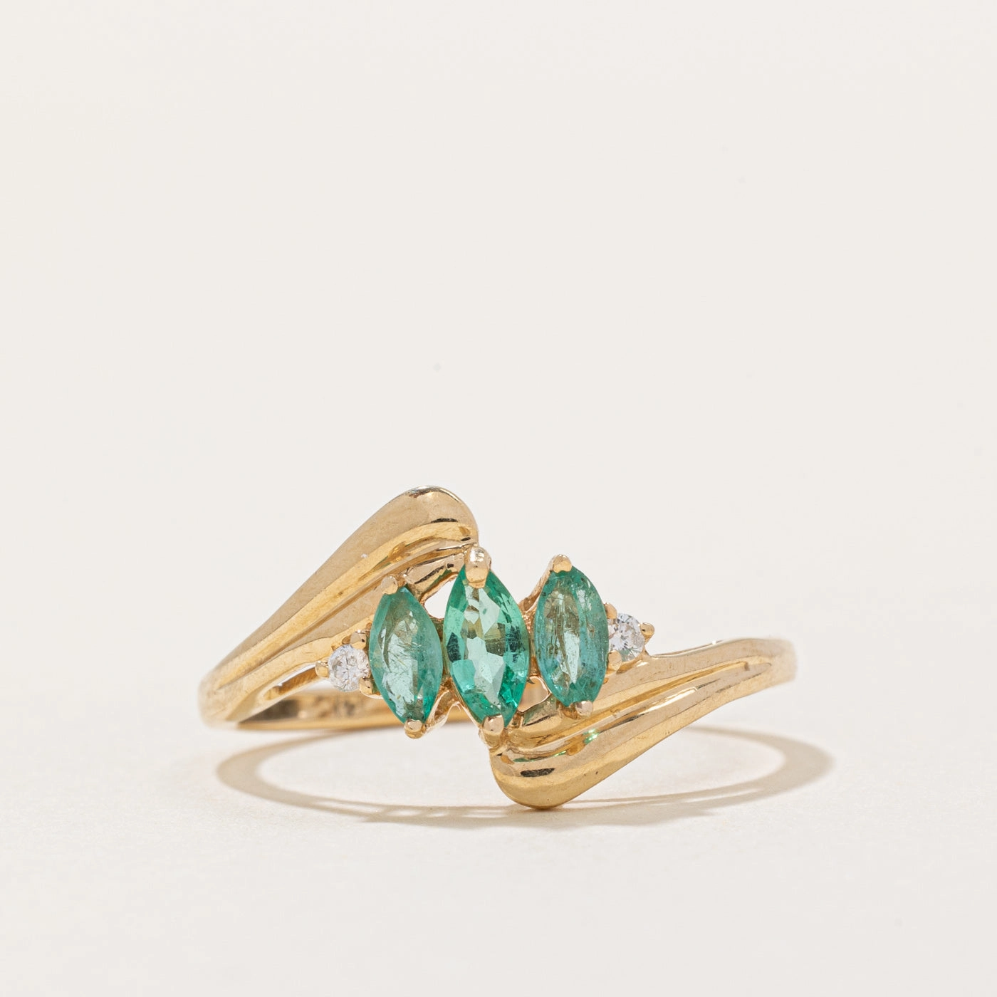 Emerald & Diamond Bypass Ring | 0.26ctw, 0.025ctw | SZ 7.75 | Beauty Element family gathering