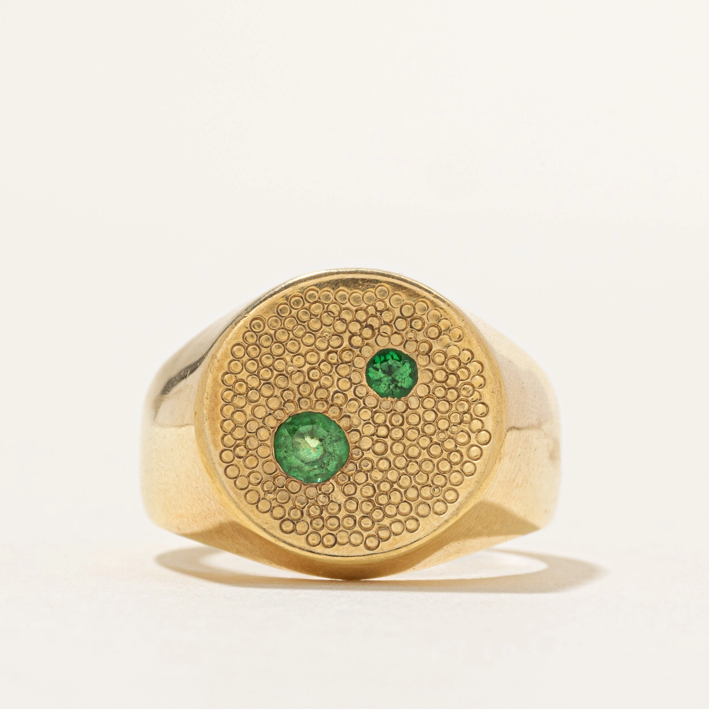 Canadian 18k Emerald Textured Signet Ring | 0.18ctw | SZ 8.25 Premium Quality Classic Accent