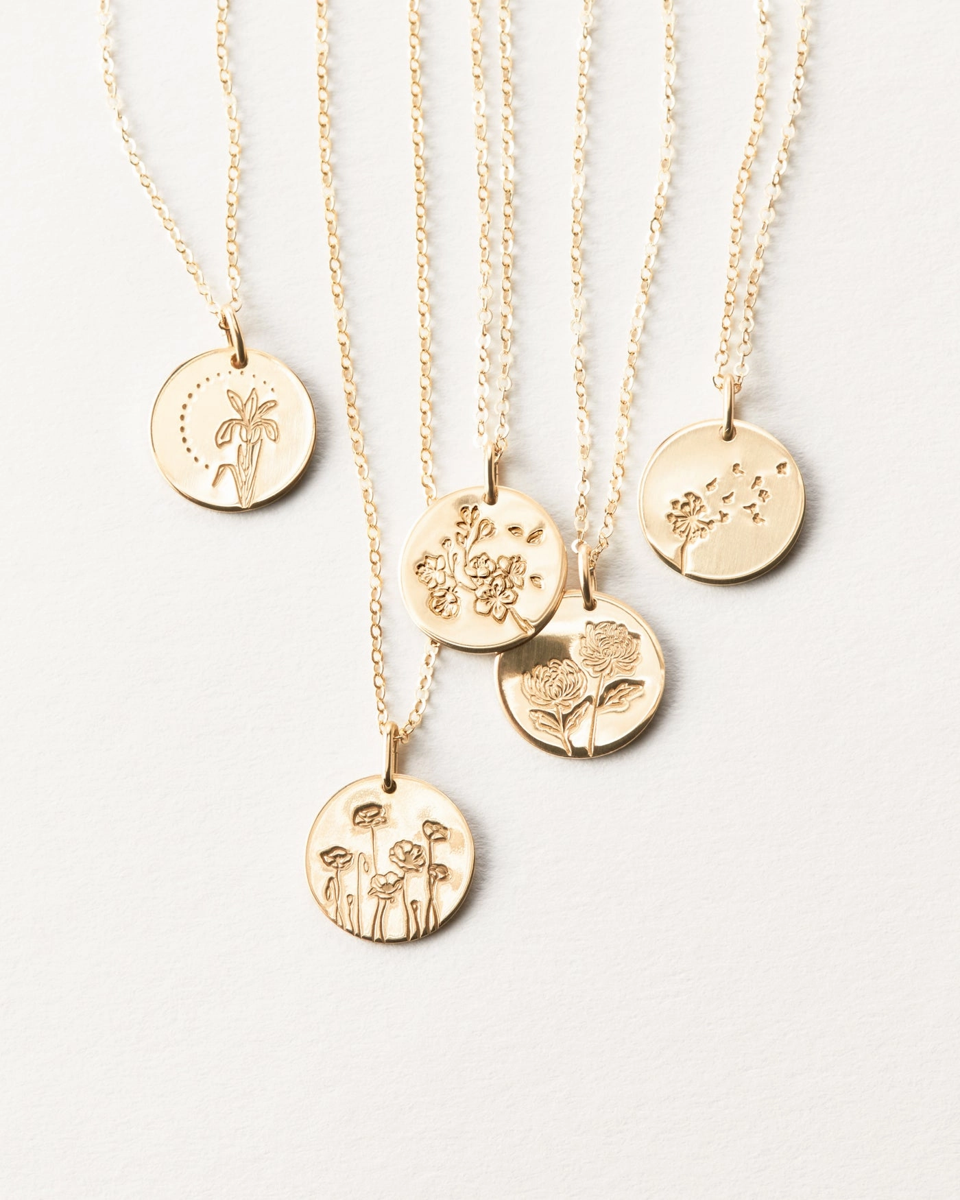 Halle   Vollmond Layered Set Dainty Item Artistic Piece