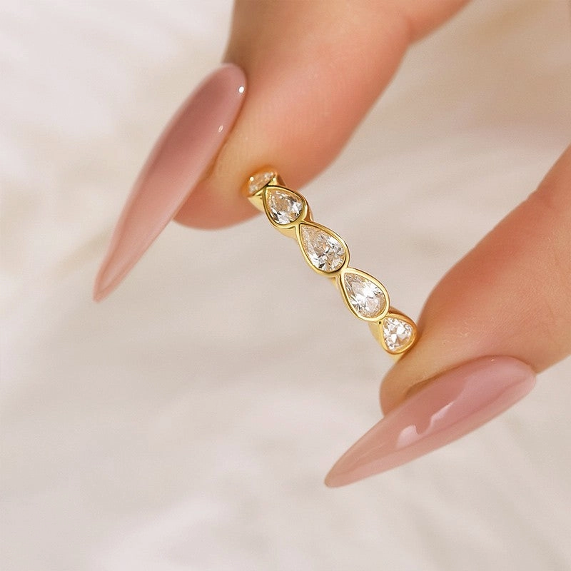 Gentle Spark Elegant Beauty 2.1Ct Luxe Pear Cut Bezel Wedding Band In Sterling Silver