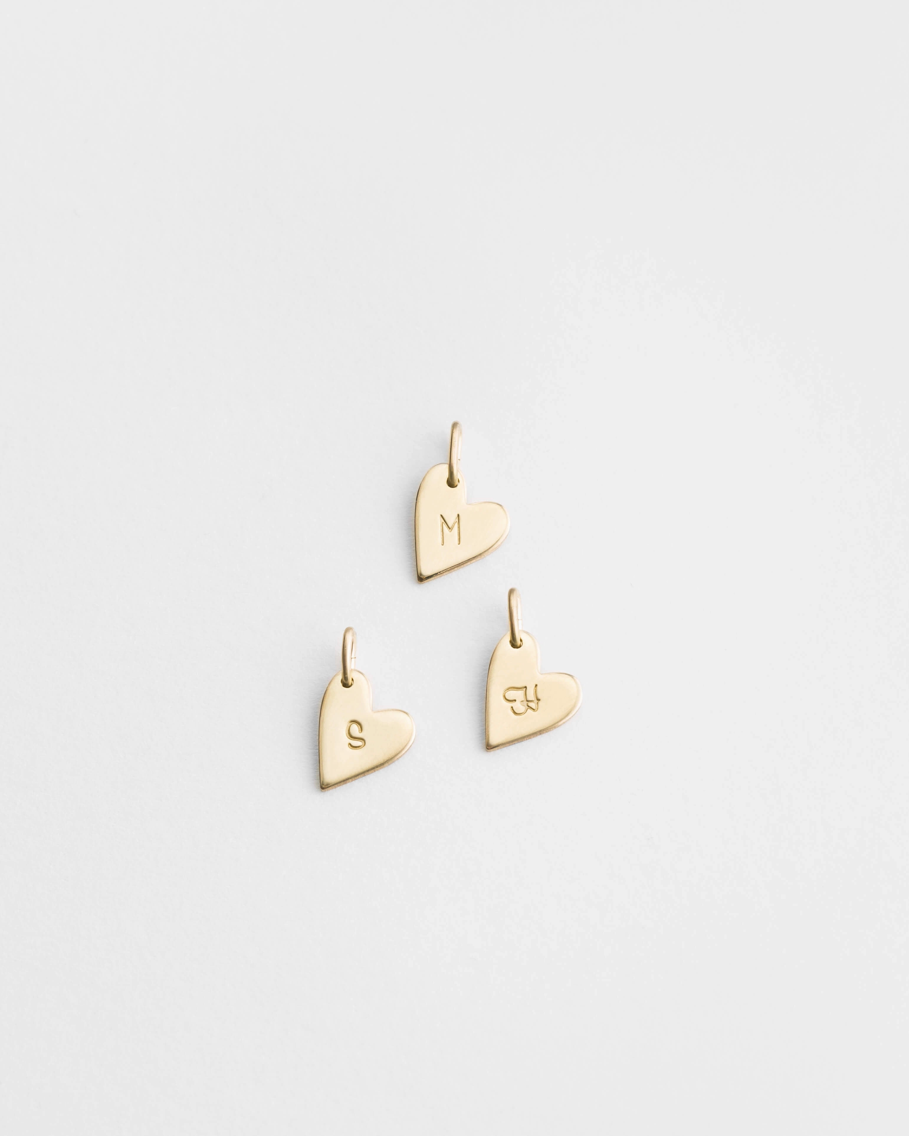 Extra Maude Heart - 8x10mm Shimmering Design Modern Finish