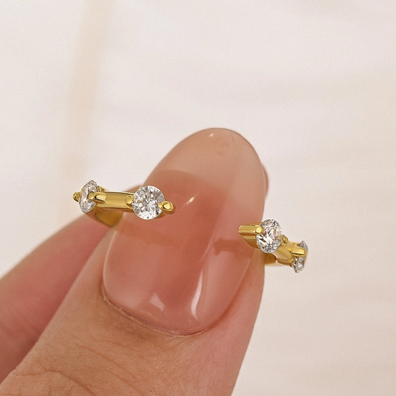 Ocean Breeze Classic Round Cut Open Wedding Band In Sterling Silver For Women