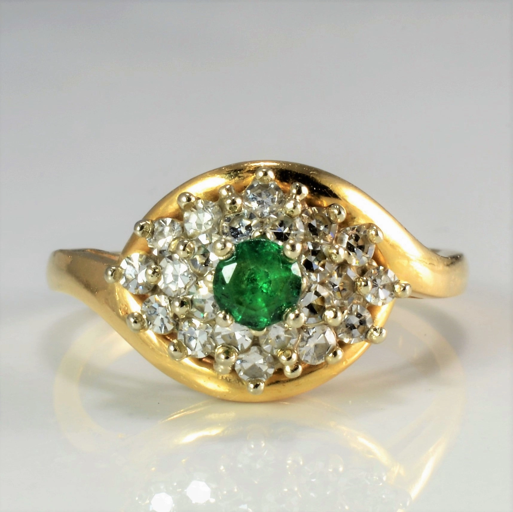 Understated Style Cluster Diamond & Emerald Ladies Ring | 0.44 ctw, SZ 6.5 |