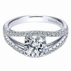 ROUND BRILLIANT CUT DIAMOND RING WITH SPLIT SHANK (1.55cttw) Professional Cleaning