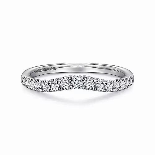 Curved 14K White Gold French Pave Diamond Wedding Band Pre Assembled Eternal Decoration