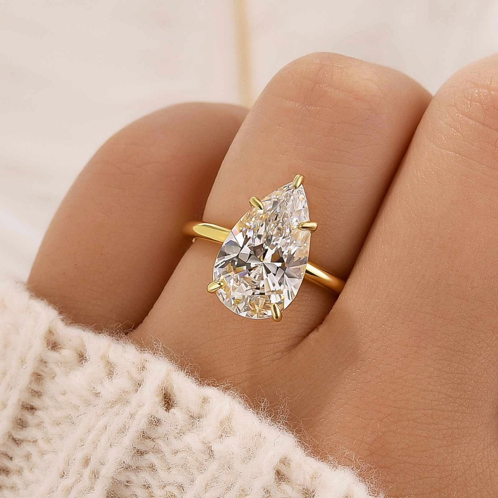 Romantic Vibe 4.5Ct Pear Cut Engagement Ring Travel Ring In Sterling Silver