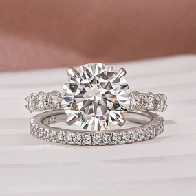Graceful Sparkle Understated Shine 4.0Ct Round Cut White Gold Moissanite Diamond Wedding Ring