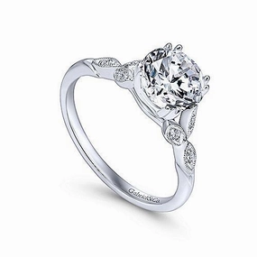 Delicate Handling Dainty Floral Style Round Diamond Ring 14K White Gold 191A