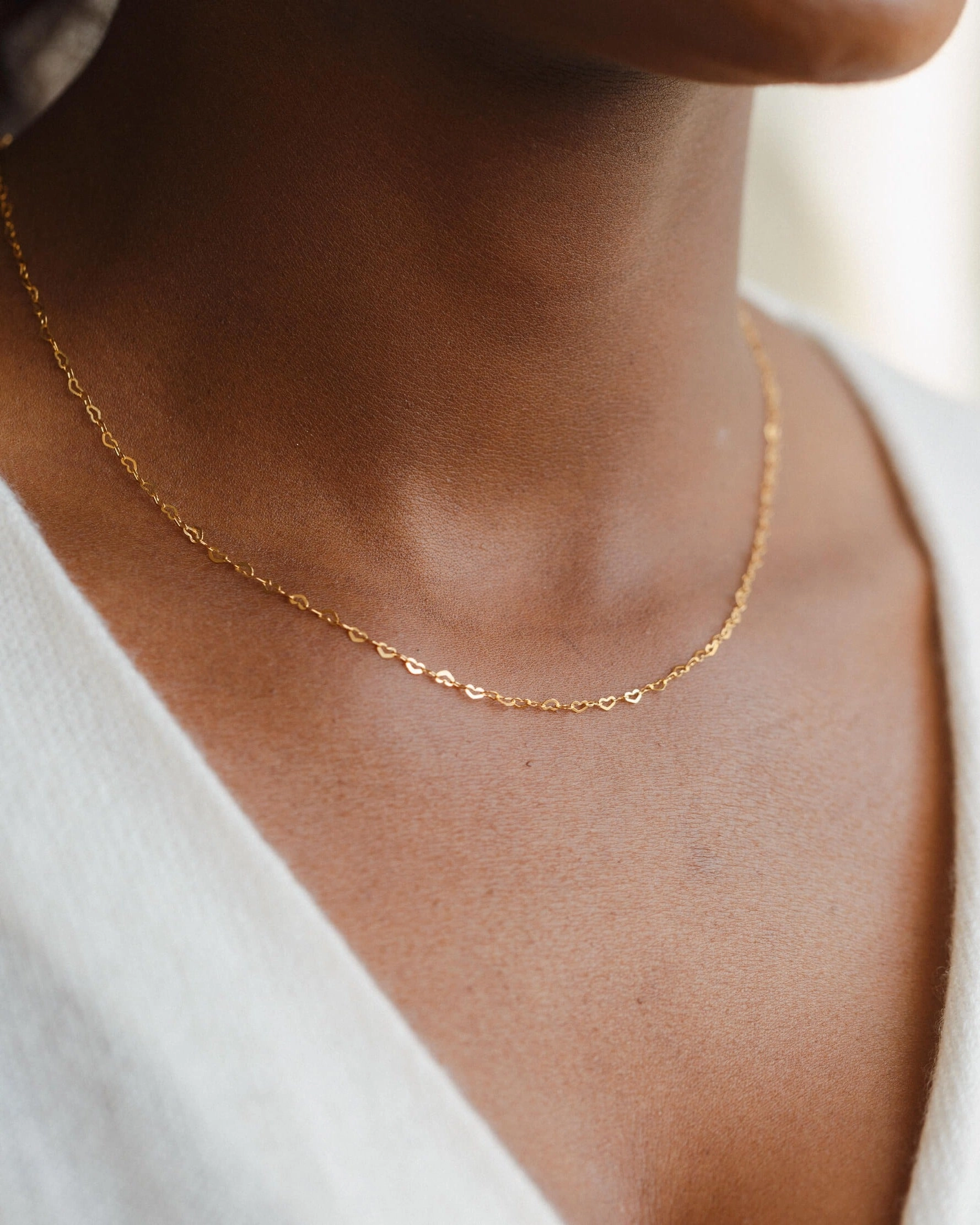 Lightweight Present boho vibe Dainty Heart Chain