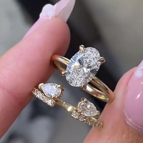 Gifting Moment Louily Unique Oval Cut Insert Wedding Ring Set For Women In Sterling Silver