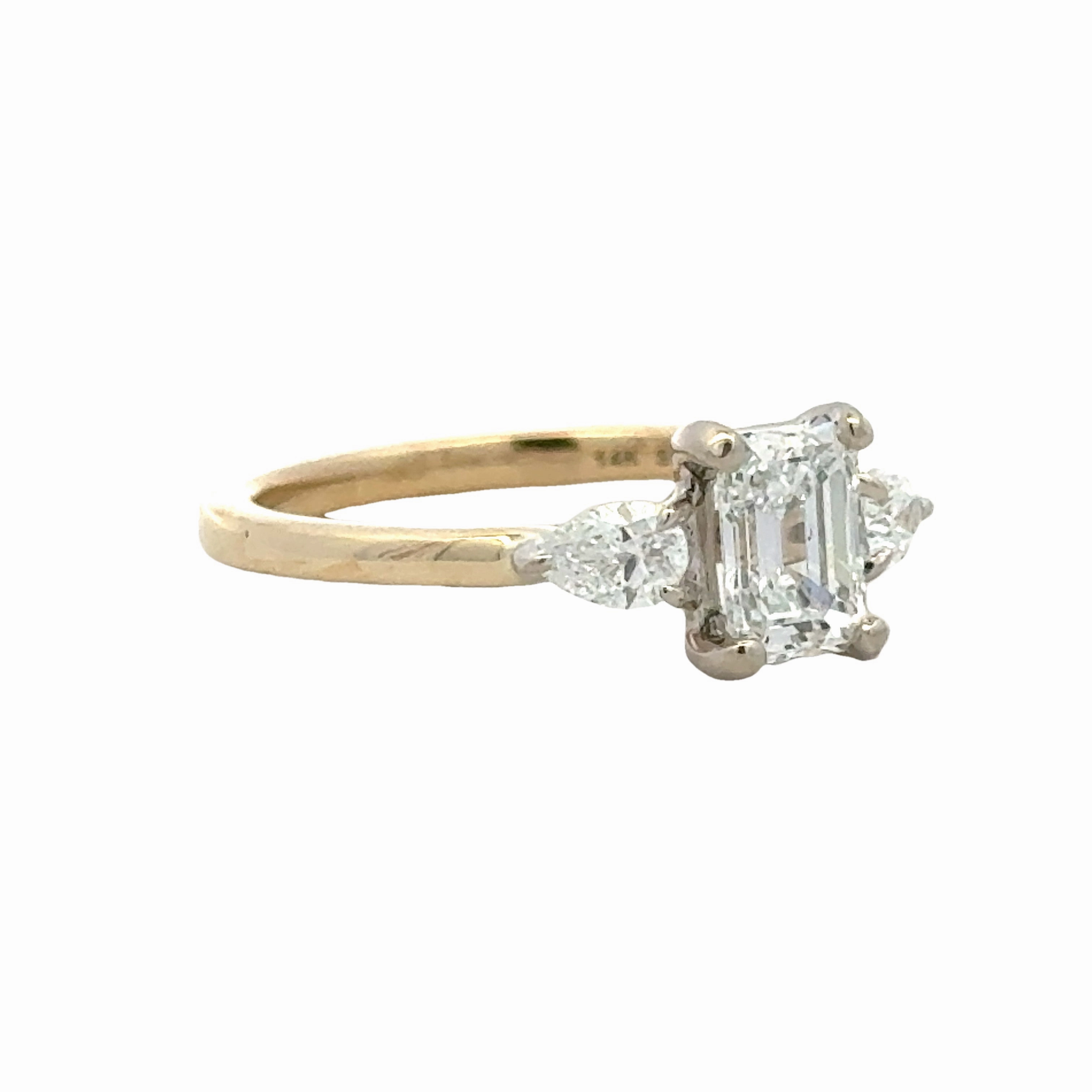 Unique Look 14 Karat Yellow/White Gold 3 Stone Engagement Ring (1.09cttw)