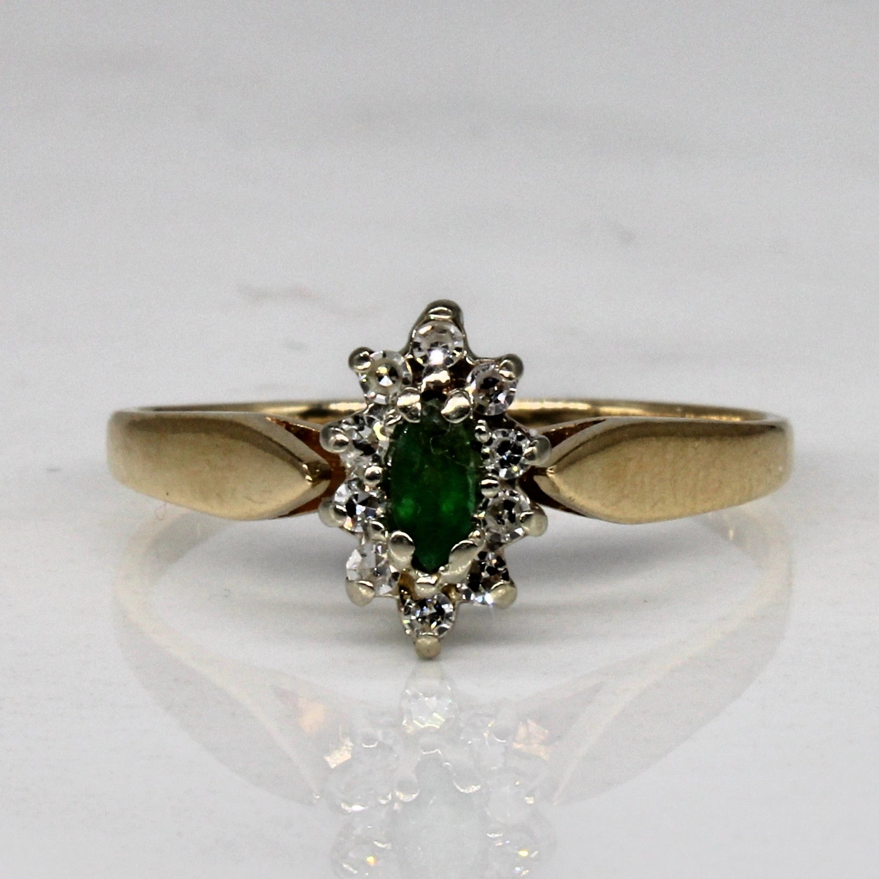 Formal Look Vogue Piece Diamond & Emerald Cluster Ring | 0.10ctw, 0.07ct | SZ 6.5 |