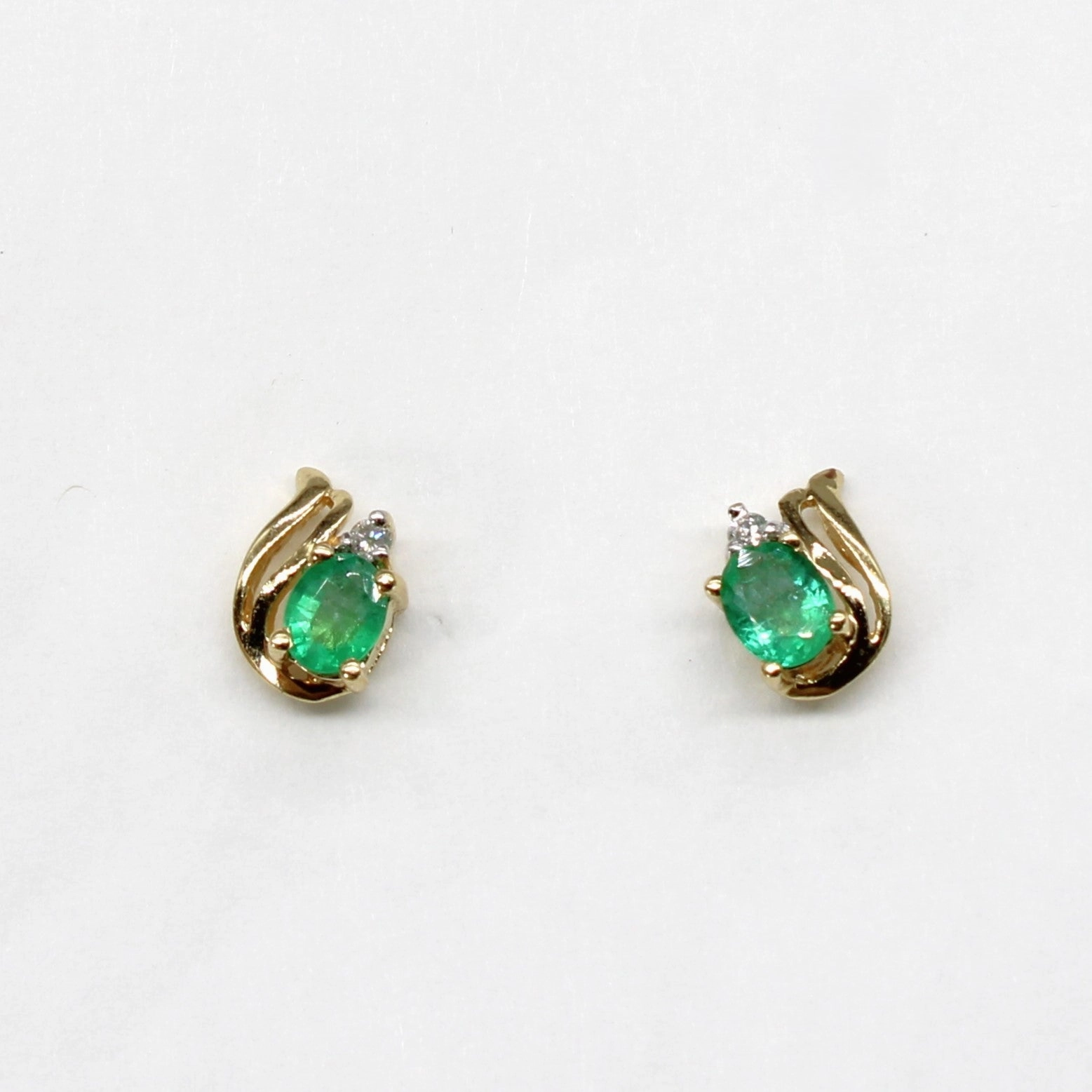 Polished Treasures Chic Choice Emerald & Diamond Stud Earrings | 0.50ctw | 0.04ctw |