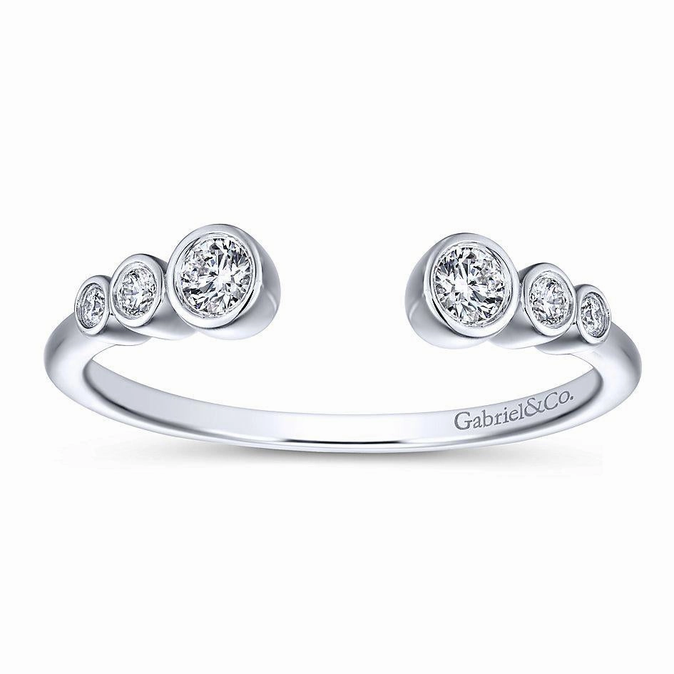 Day Style Fashionable Item 14k white gold bezel set diamond split stackable ring