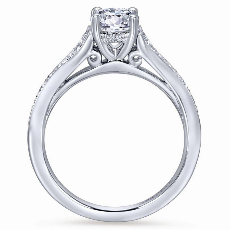 Secure look Fashion Choice Clean Tapered Round Diamond Ring .25 Cttw 14K White Gold