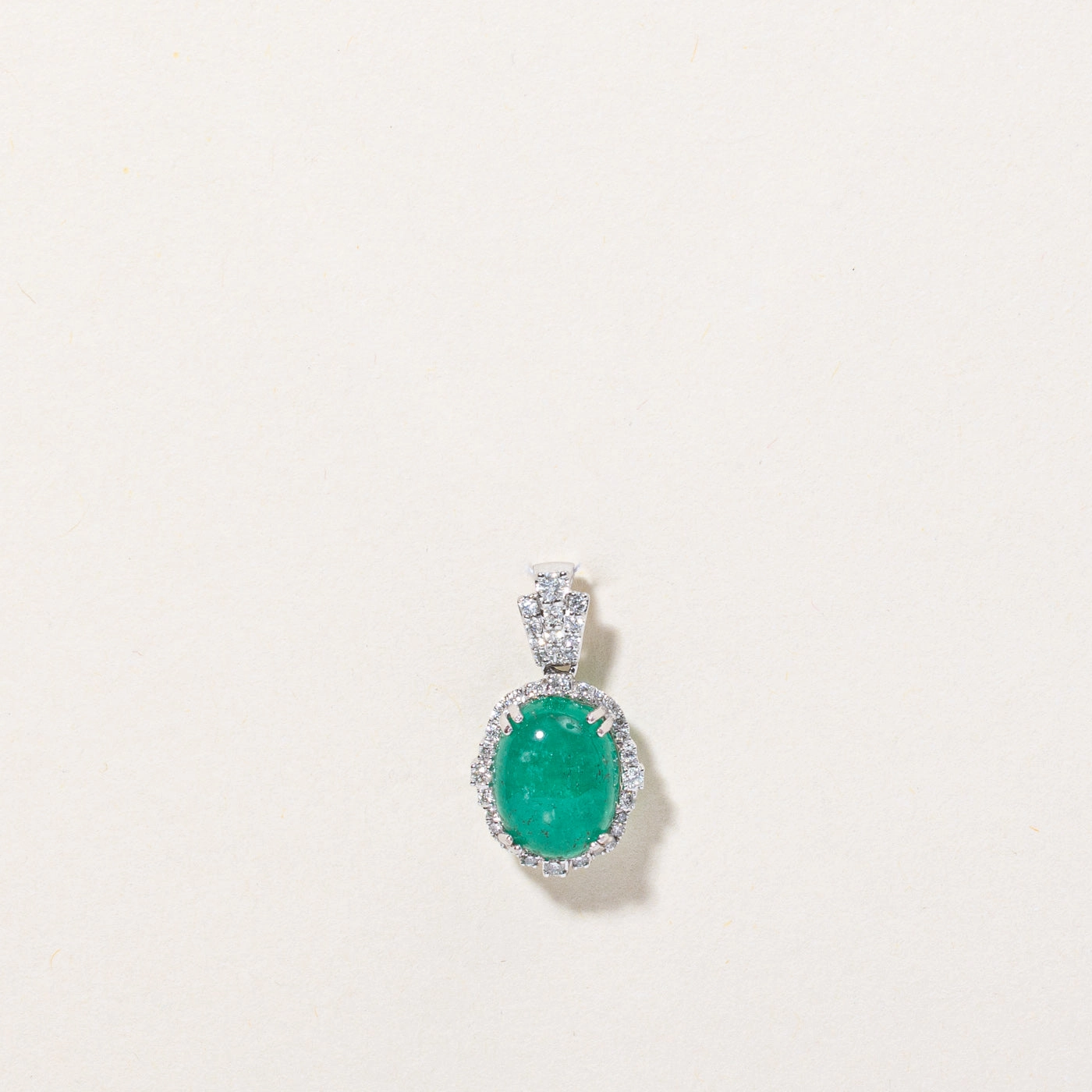 Cabochon Cut Emerald & Diamond Pendant | 2.18ct, 0.18ctw | Smooth Fit Evening Detail