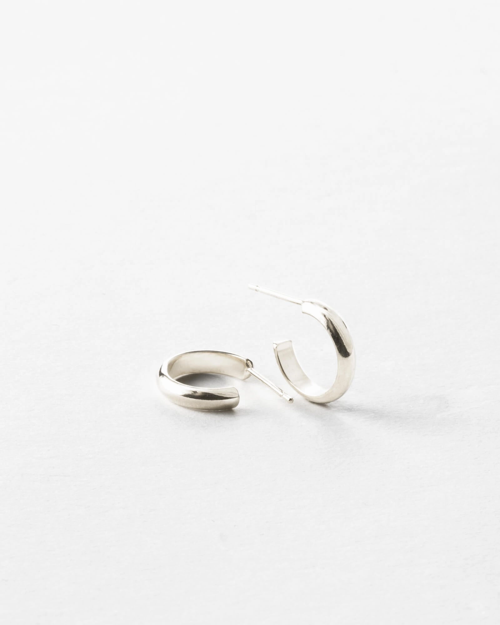 Elle Hoops Trendy Finish