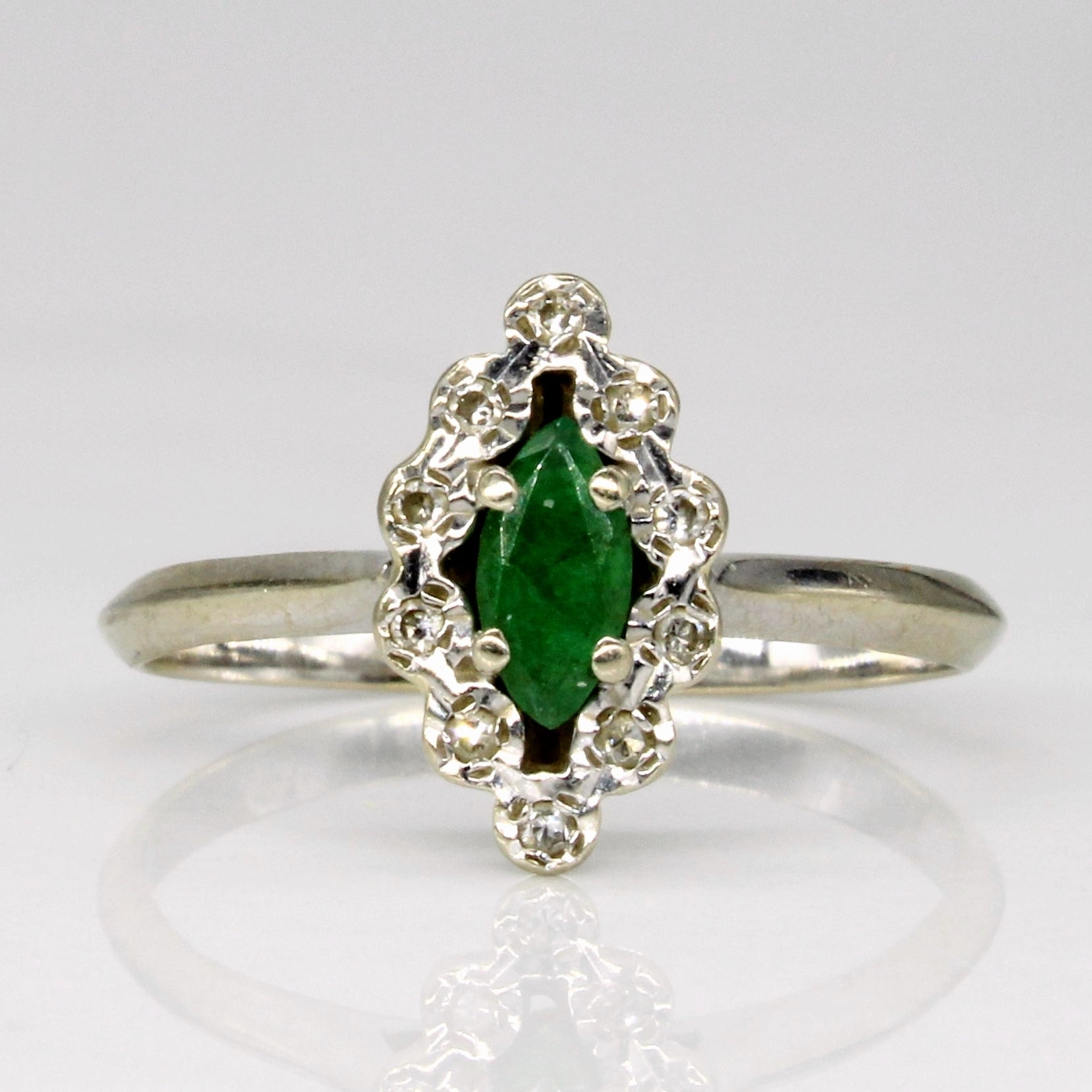 Sophisticated piece Luxury Pieces Emerald & Diamond Cocktail 18k Ring | 0.16ct, 0.05ctw | SZ 5 |