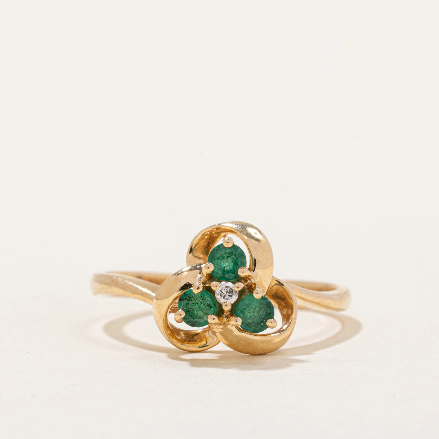Brilliant Detail Emerald & Diamond Cocktail Ring | 0.10ctw, 0.01ct | SZ 7.5 |