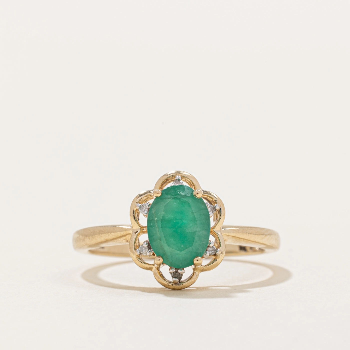 Emerald & Diamond Cocktail Ring | 1.69ct, 0.03ctw | SZ 7.75 | Trendy Appeal