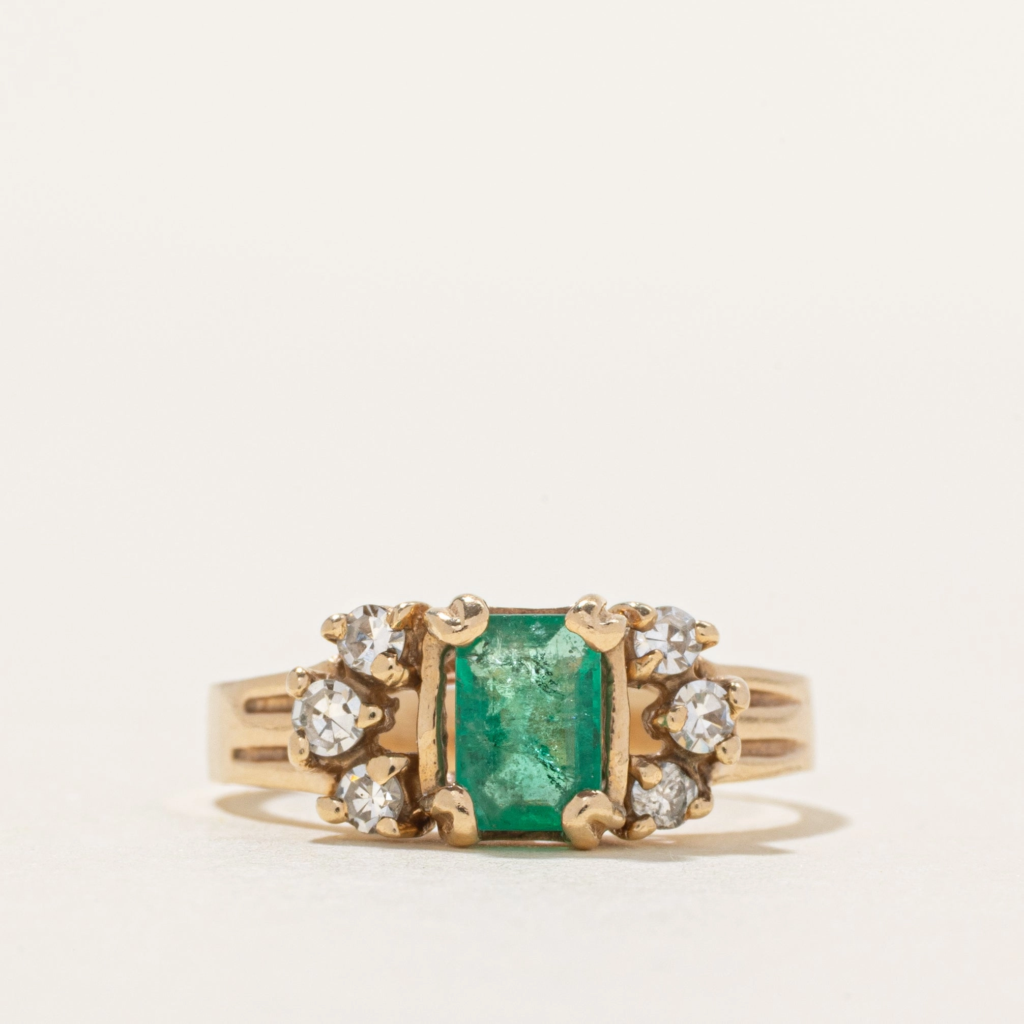 Emerald & Diamond Grooved Ring | 0.48ct, 0.12ctw | SZ 5.25 Fashion Look