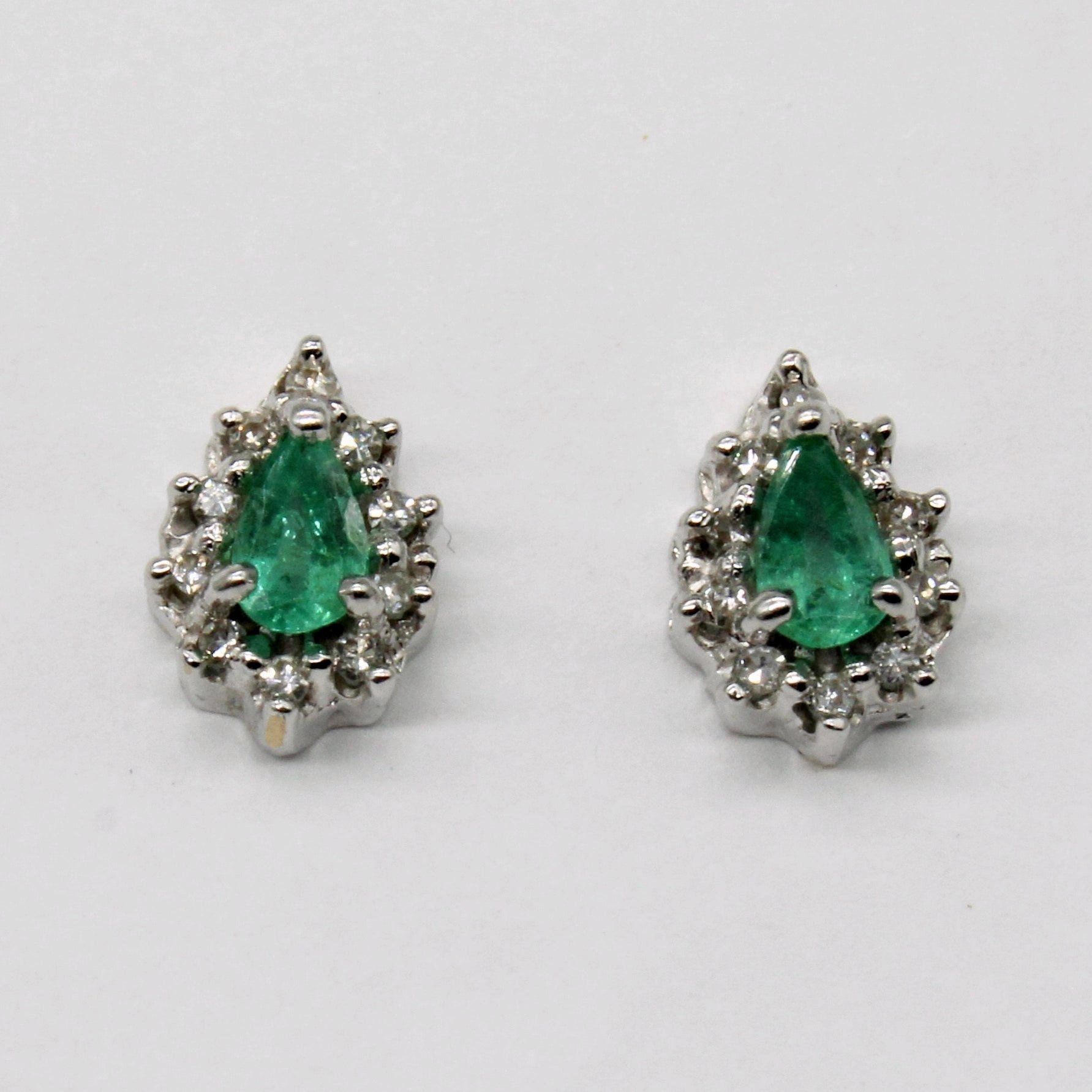 Unique Shape Glistening Detail Emerald & Diamond Halo Earrings | 0.30ctw, 0.20ctw |